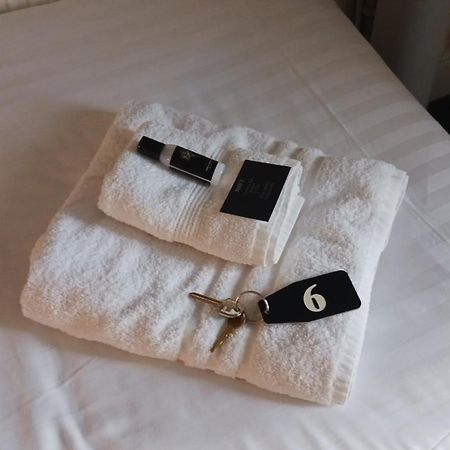 Mair'S Hotel บริดจ์เอนด์ ภายนอก รูปภาพ
