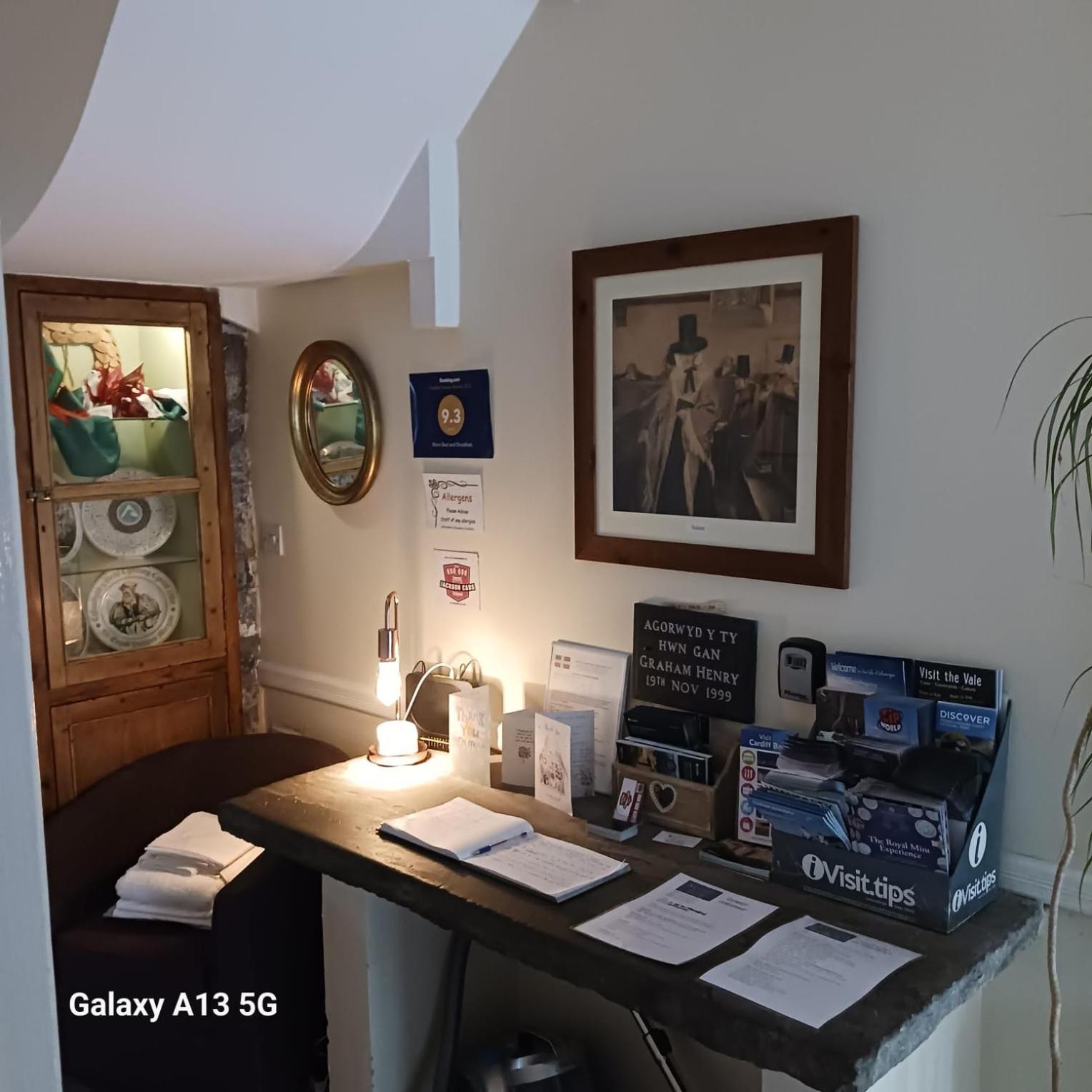 Mair'S Hotel บริดจ์เอนด์ ภายนอก รูปภาพ