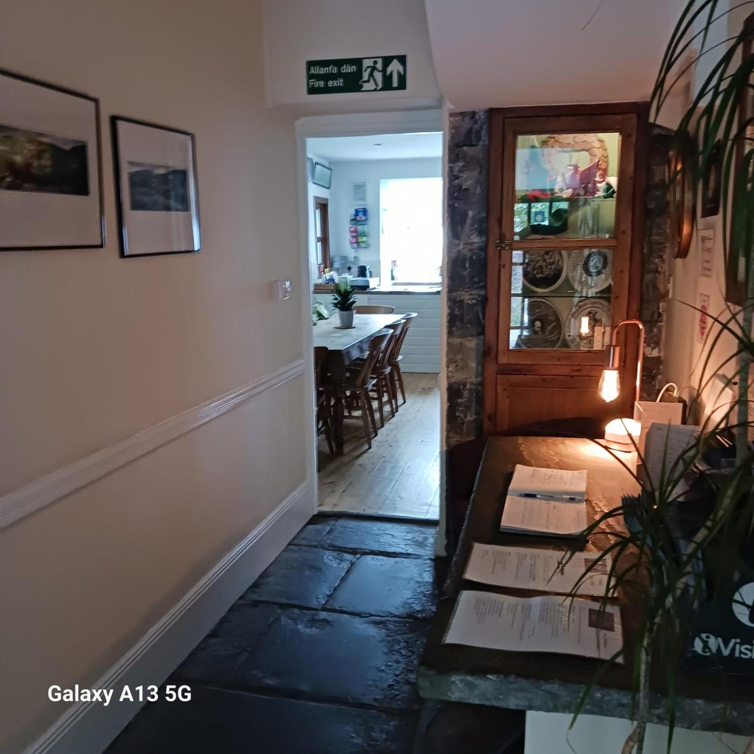 Mair'S Hotel บริดจ์เอนด์ ภายนอก รูปภาพ