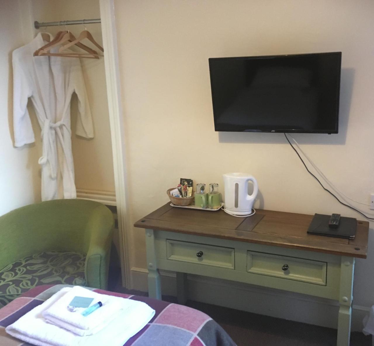 Mair'S Hotel บริดจ์เอนด์ ภายนอก รูปภาพ