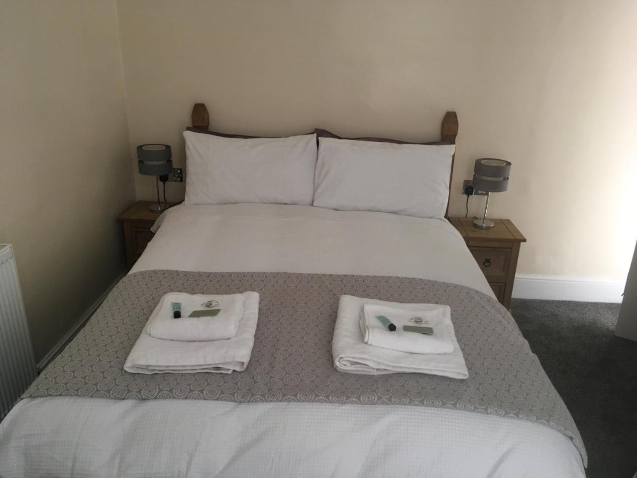 Mair'S Hotel บริดจ์เอนด์ ภายนอก รูปภาพ