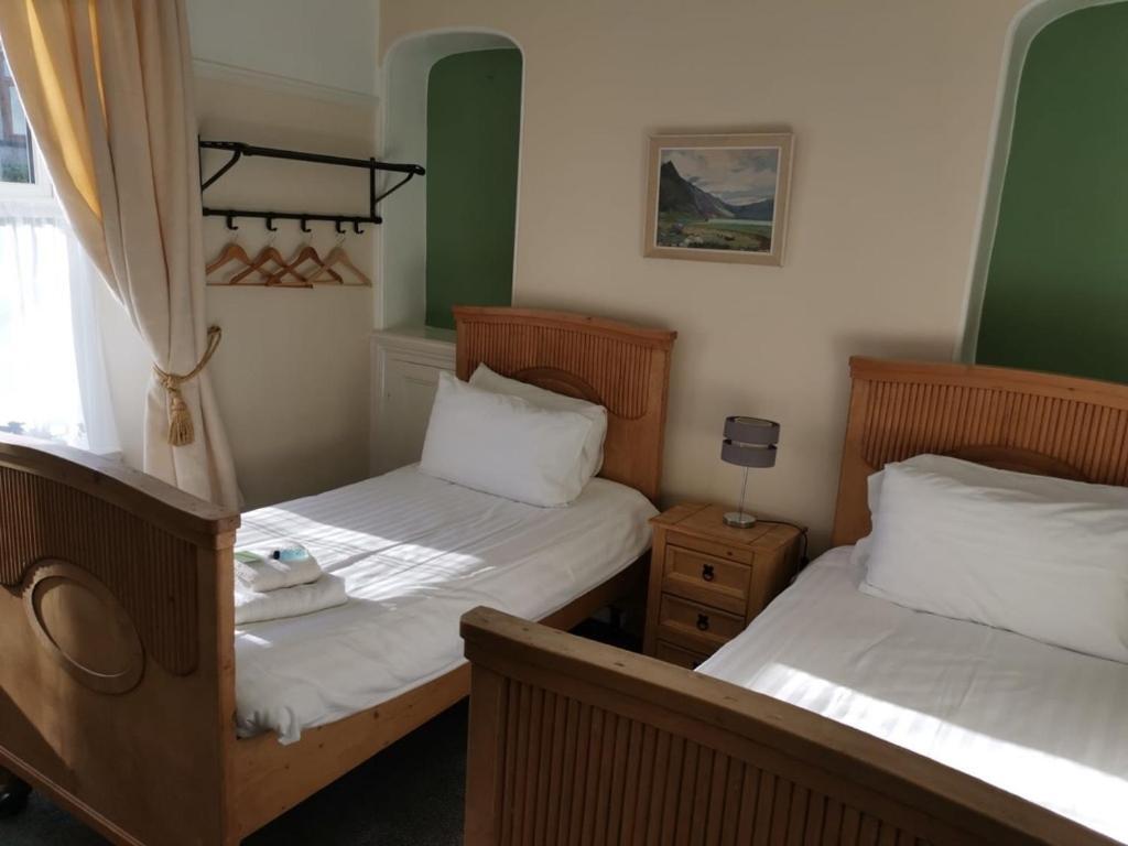 Mair'S Hotel บริดจ์เอนด์ ภายนอก รูปภาพ