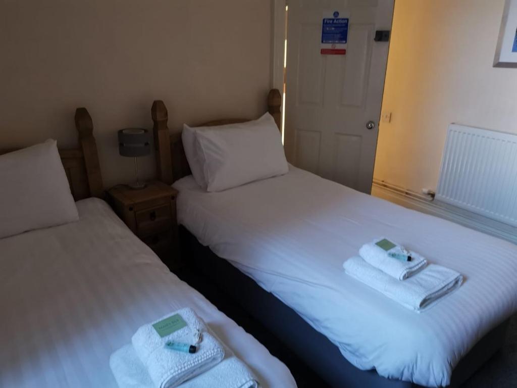 Mair'S Hotel บริดจ์เอนด์ ภายนอก รูปภาพ